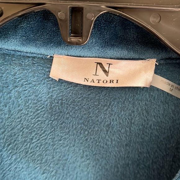 Velour Robe - Picture 3 of 4